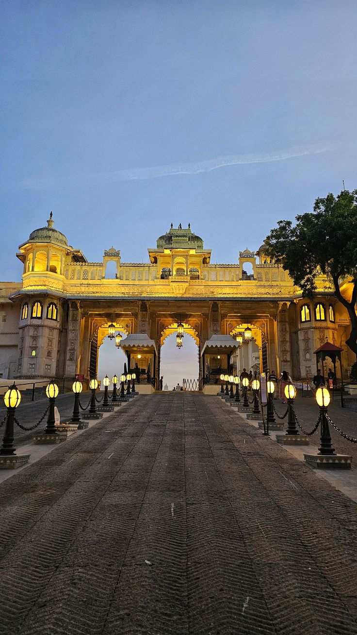 udaipur-city-palace